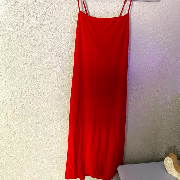 Red Backless Dress Size M - Picture 2 of 2